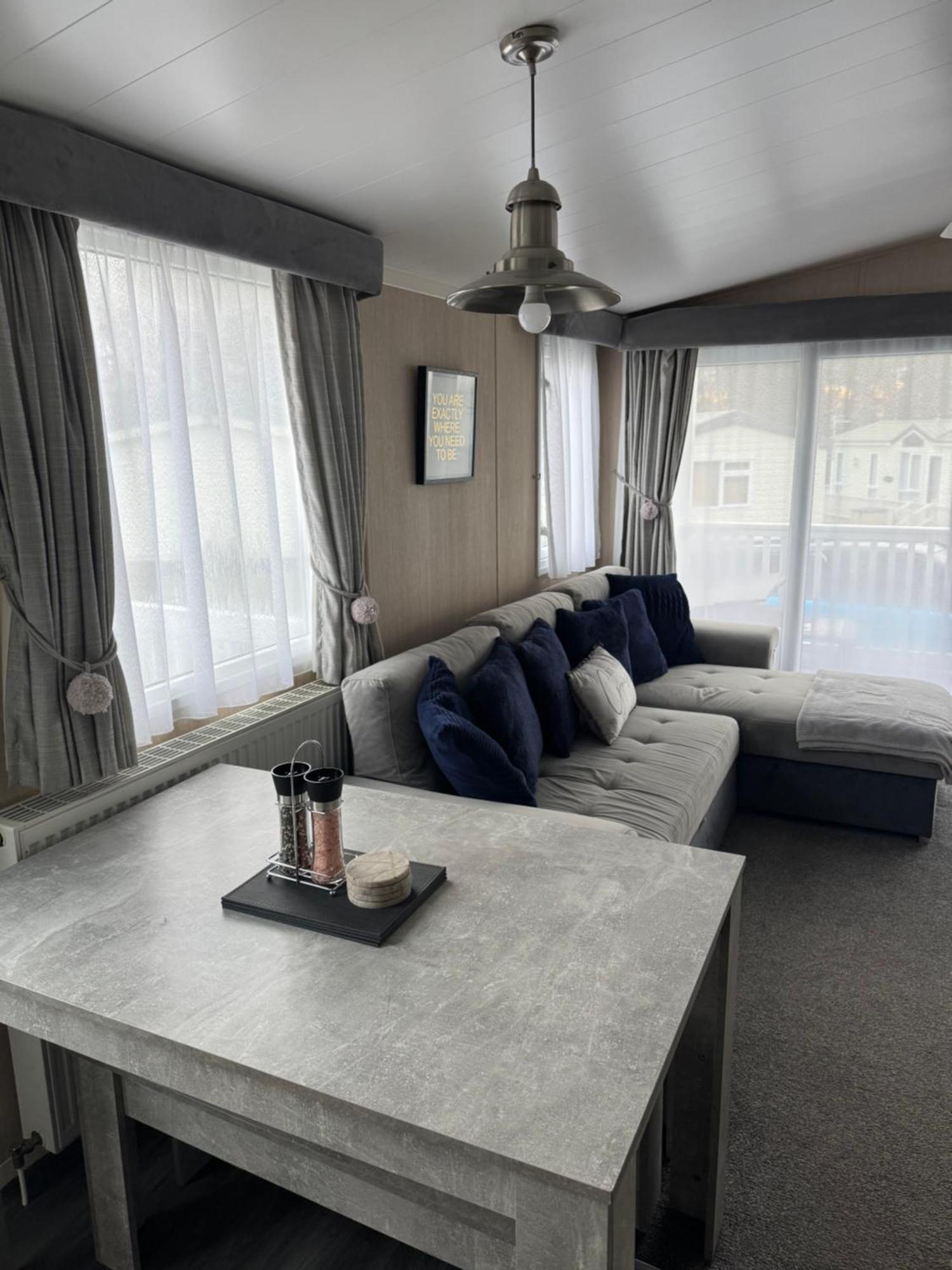 Silver Birch Retreat - Percy Woods Country Retreat With 18 Hole Free Golf Alnwick Exteriör bild